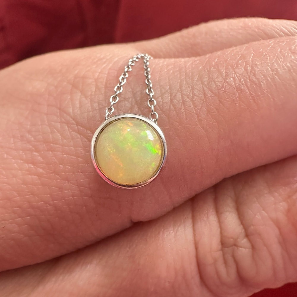 Sterling Silver Opal Pendant Necklace - Yellow-Green Opalescent